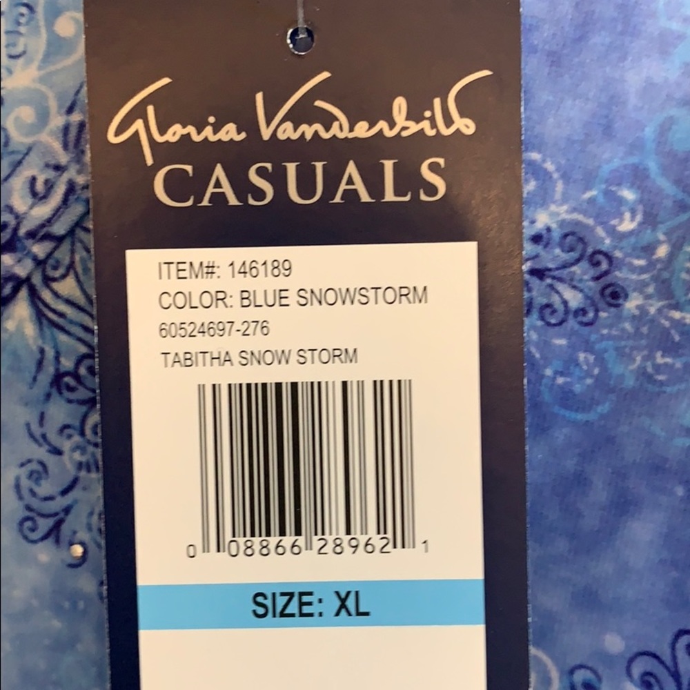 Long Sleeve blue decorative shirt. - Picture 2 of 4